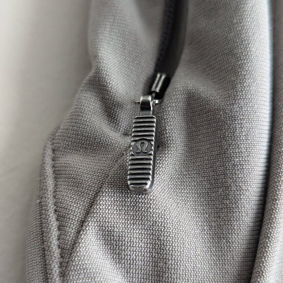 Lululemon Essential High-Rise Trouser - Picture 8 of 10